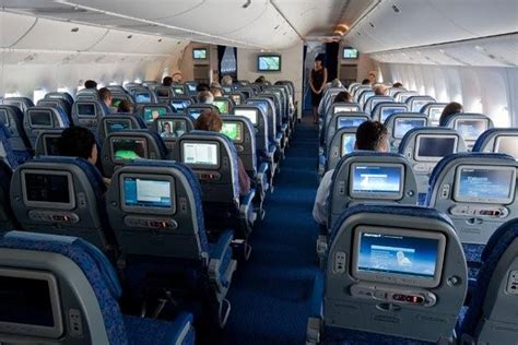 egyptair 777 300 economy.